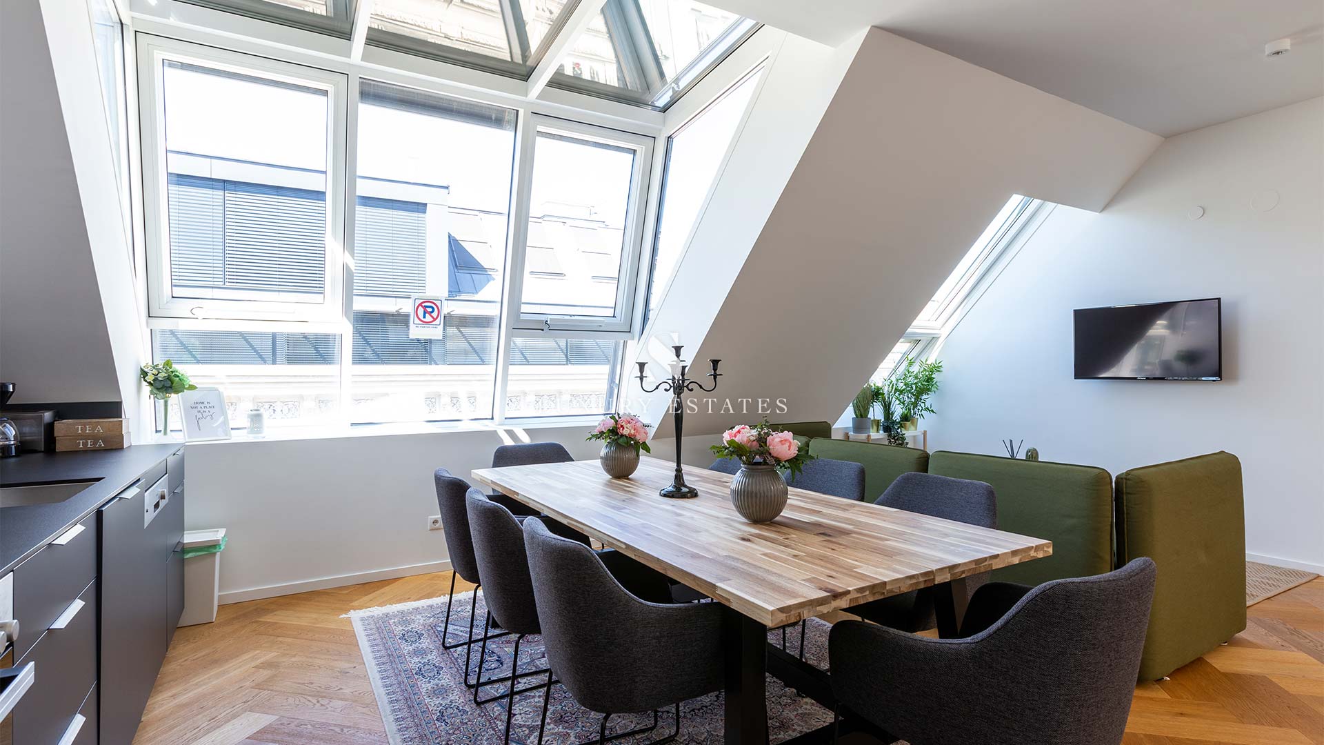 S - Luxury Estates - Josefstadt 14 - Helle, moderne Maisonett – Dachgeschosswohnung
